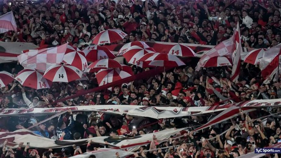 Furia en River por la racha negra: el "que se vayan todos" de los hinchas y pedido por Ramón Díaz