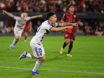 No se vio en TV: el festejo del DT de Boca en el gol para el vibrante empate en Rosario