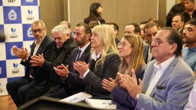 El acto se realizó en el Palacio Municipal con la participación de concejales, especialistas y representantes del sector.