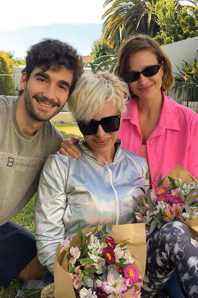 Daniela Cardone y sus hijos: Brenda Gandini y Junior