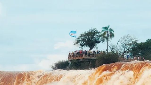 Iguazú cerró las vacaciones de invierno con una ocupación hotelera del 74% y más de 166 mil visitantes en el Parque Nacional.