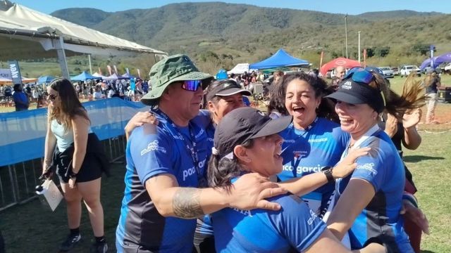 La competencia, organizada por el Grupo de Entrenamiento TT, incluyó recorridos de 15K, 22K y 42K.