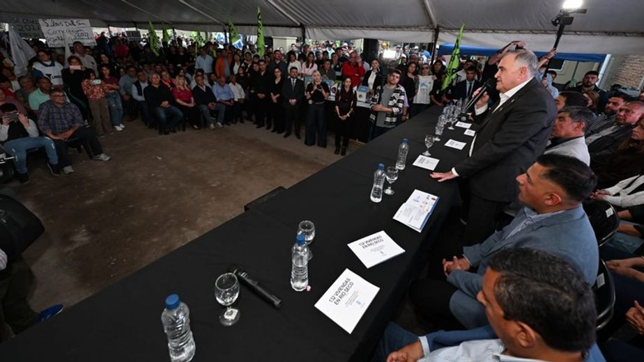 Río Seco: Jaldo entregó 38 viviendas y el barrio llegó a 88 de las 132 proyectadas
