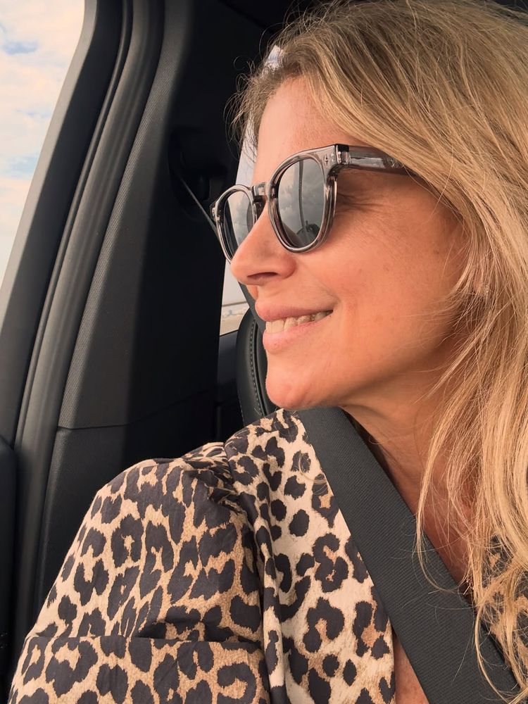 Bikinis florales, estampados "animal print" y vestidos lenceros: el adelanto de la temporada de verano de Flavia Palmiero