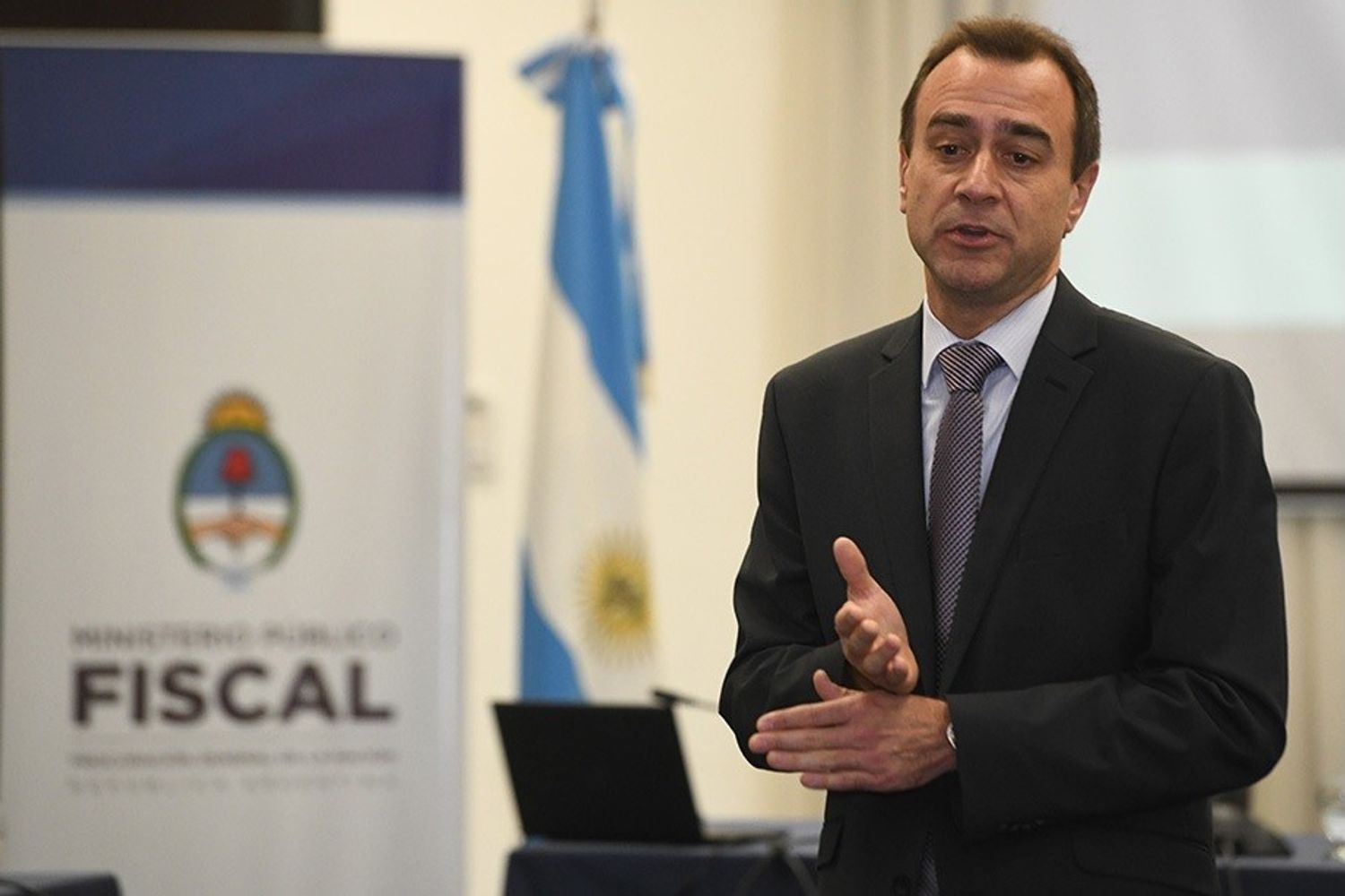El fiscal Federico Zurueta interviene en el caso de una organización familiar que se dedicaba a introducir droga desde Bolivia a Jujuy, para luego comercializarla en Buenos Aires.