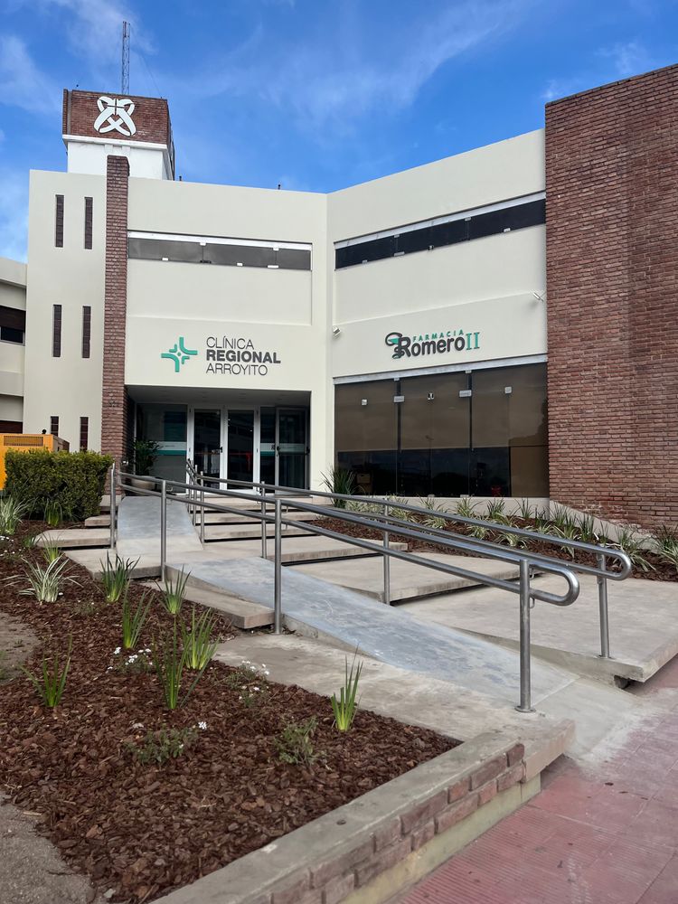 Clínica Regional Arroyito suma a Farmacia Romero II en una nueva etapa institucional