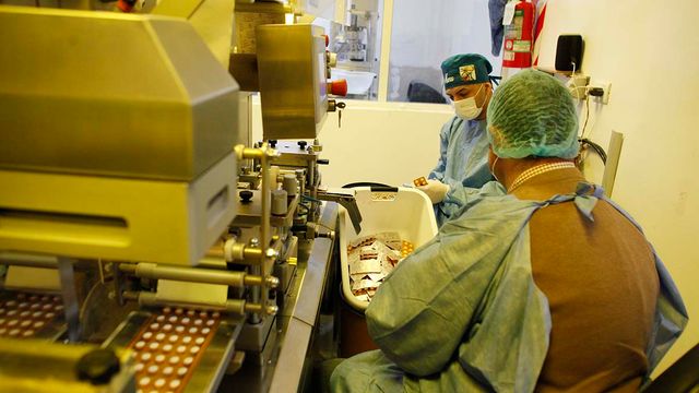 Un protocolo específico separa, clasifica y retira los productos no aptos del circuito asistencial provincial.