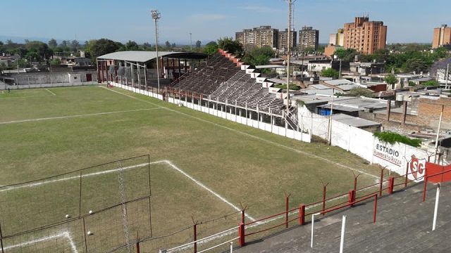Estadio Sportivo Guzmán.