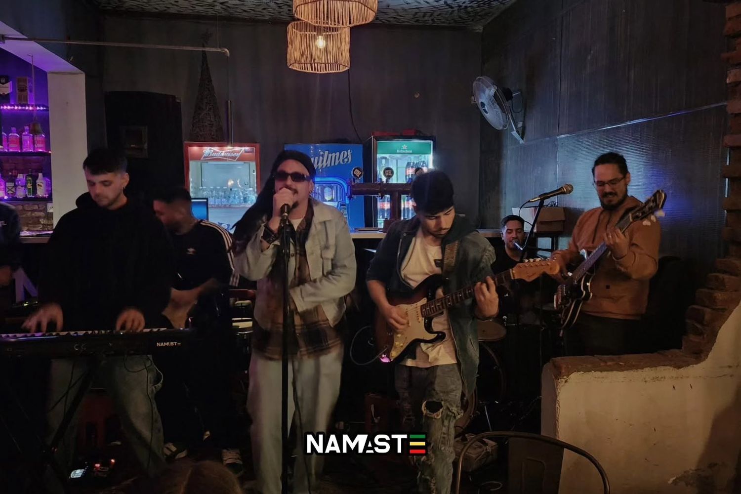 Namaste Banda de Arroyito