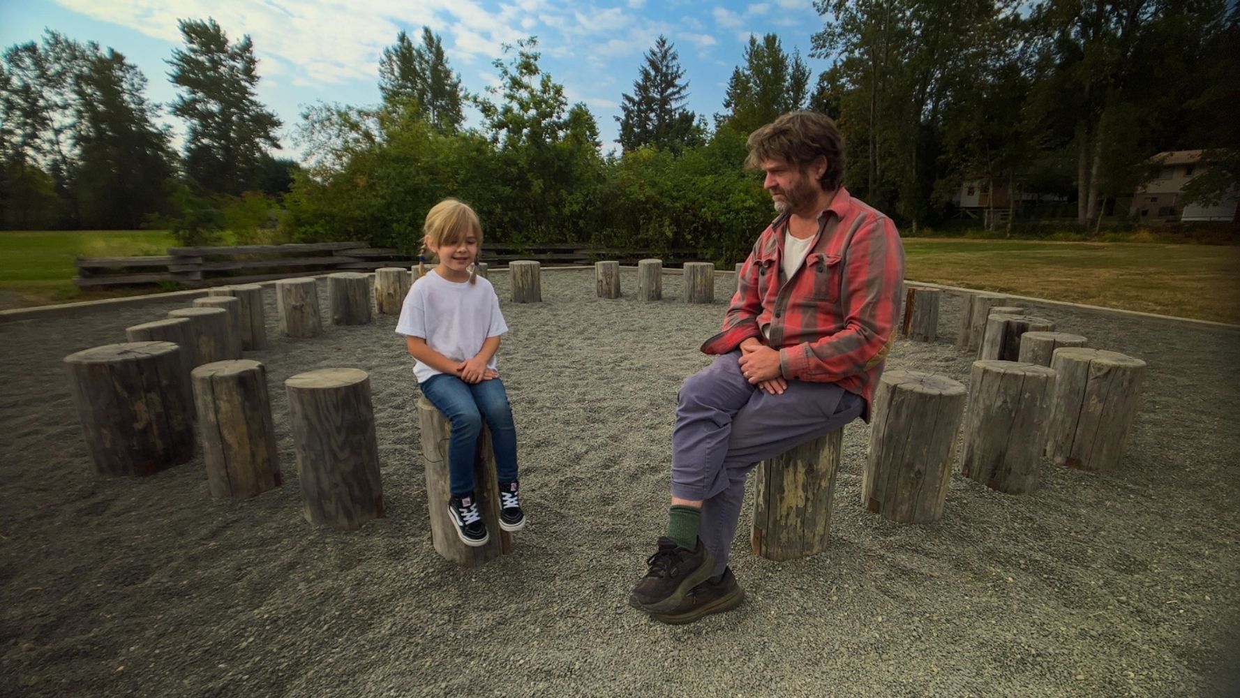 Zach Galifianakis protagoniza "Aquí hablamos de huertos", una serie documental con mucho humor.
