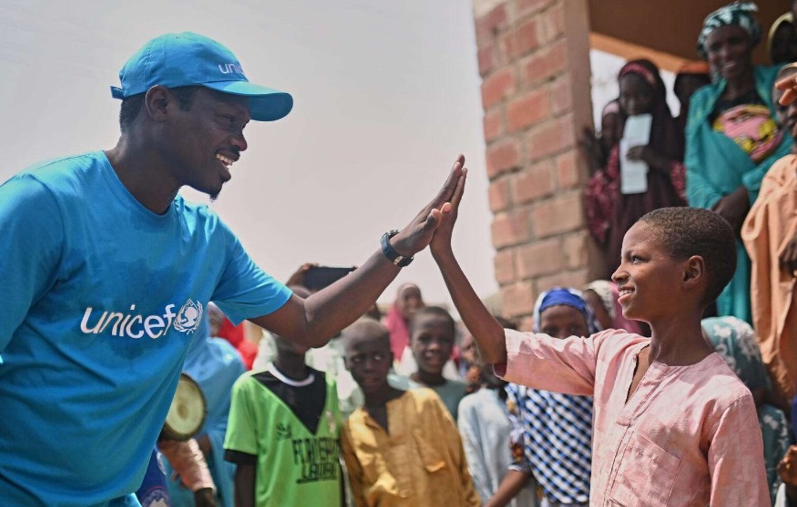 Niñas y niños participan de actividades acompañadas por UNICEF.