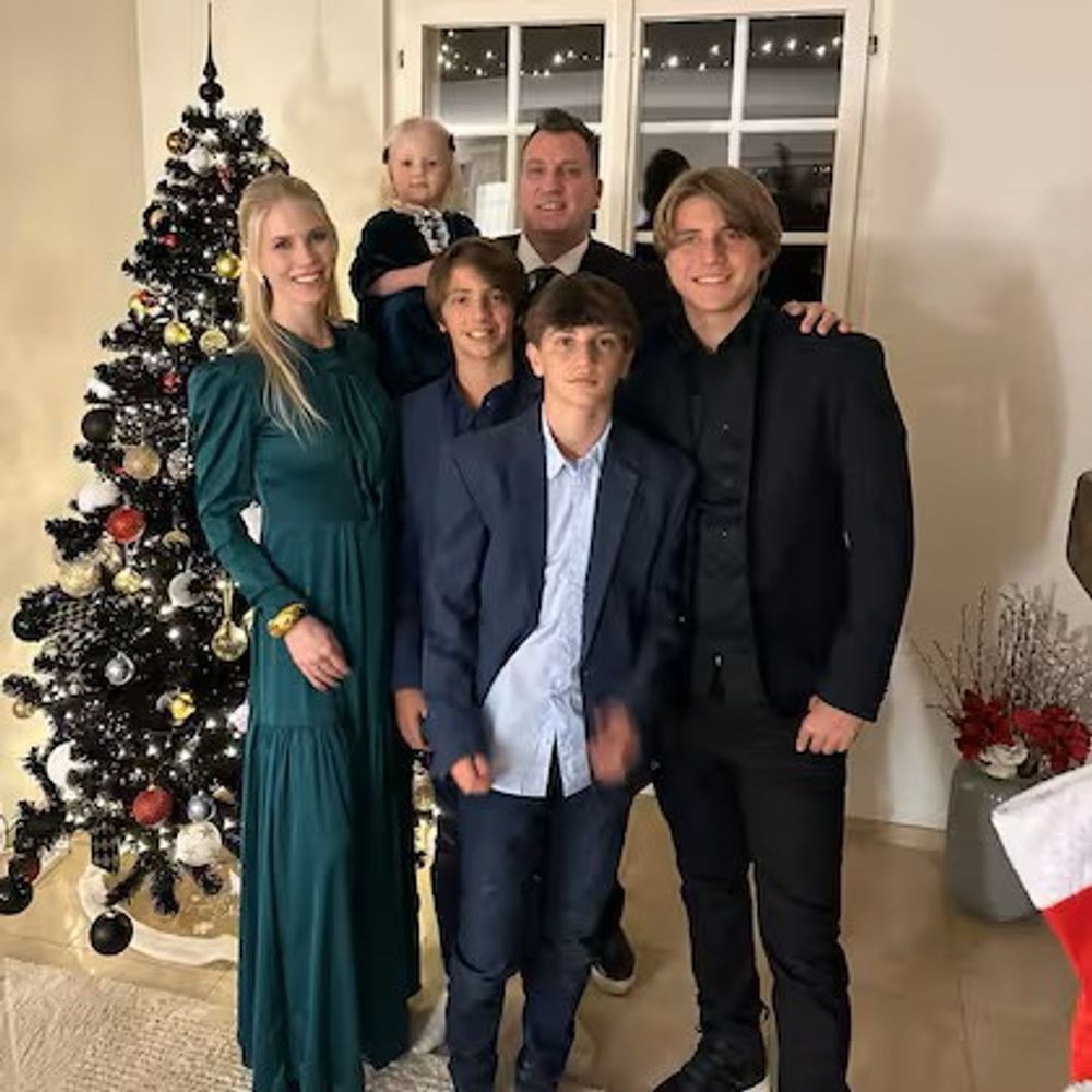 Hijos de Maxi López