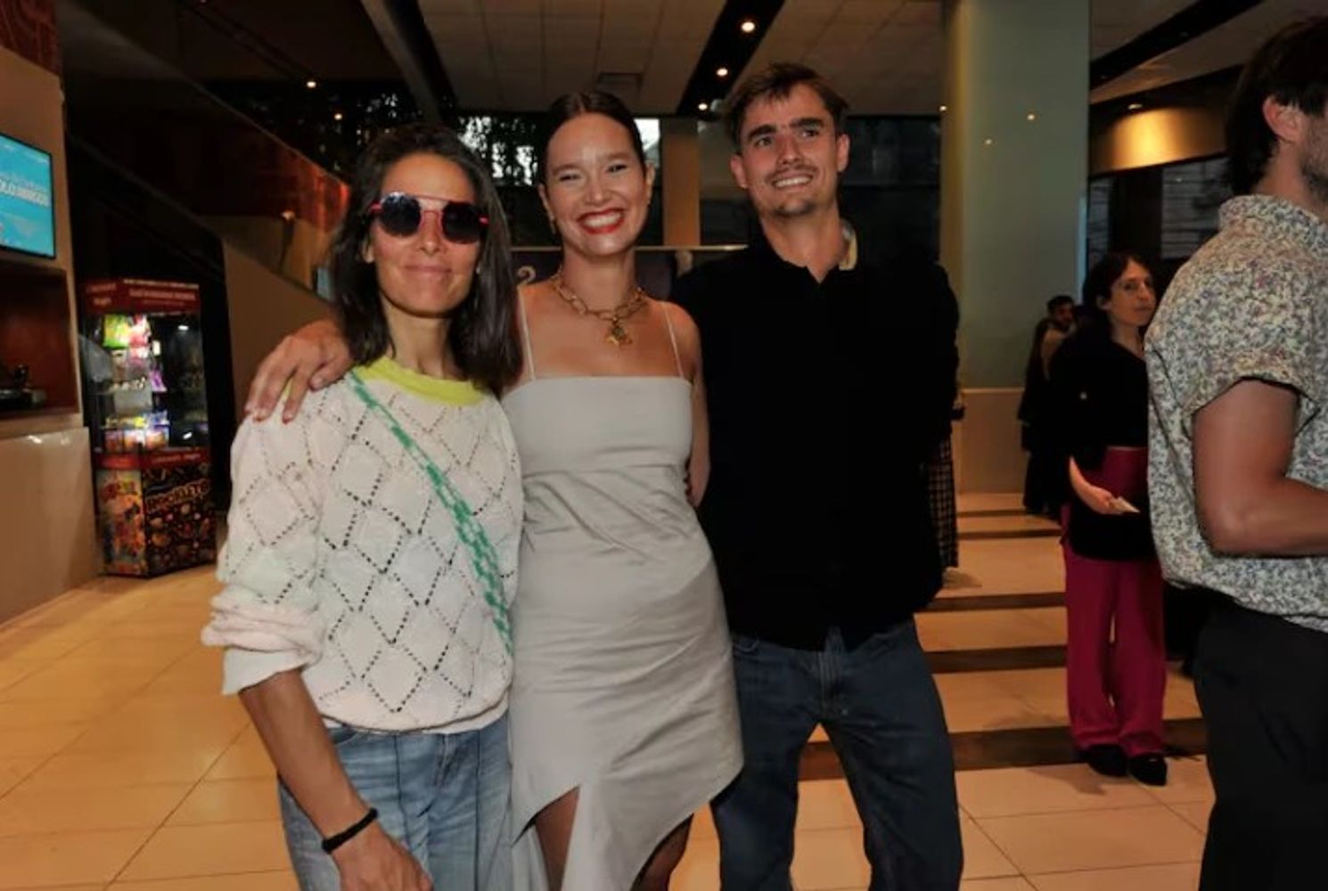 Juana Viale y algunos de sus hermanos