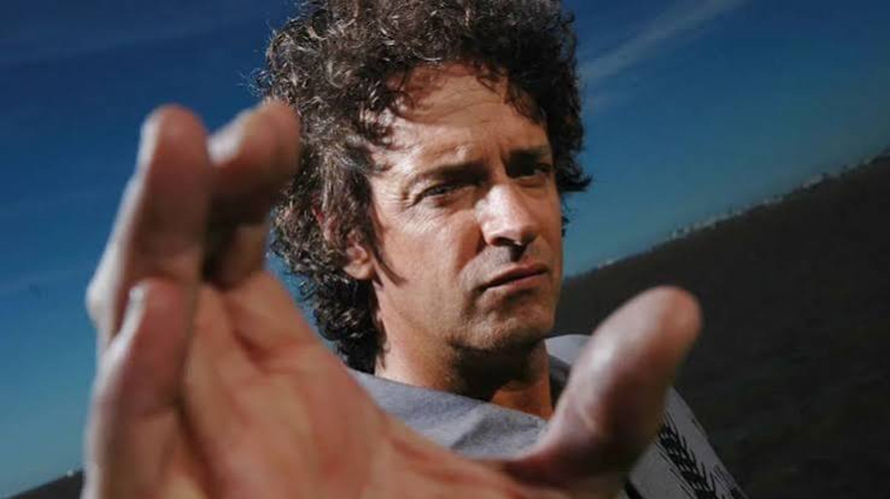 La compañía estadounidense homenajeó al emblemático cantante argentino en 2015.