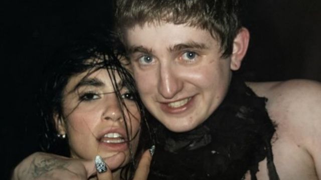 Lali Espósito y Dillom se sumaron a la multitudinaria marcha en el Congreso contra la Ley de Propiedad Privada