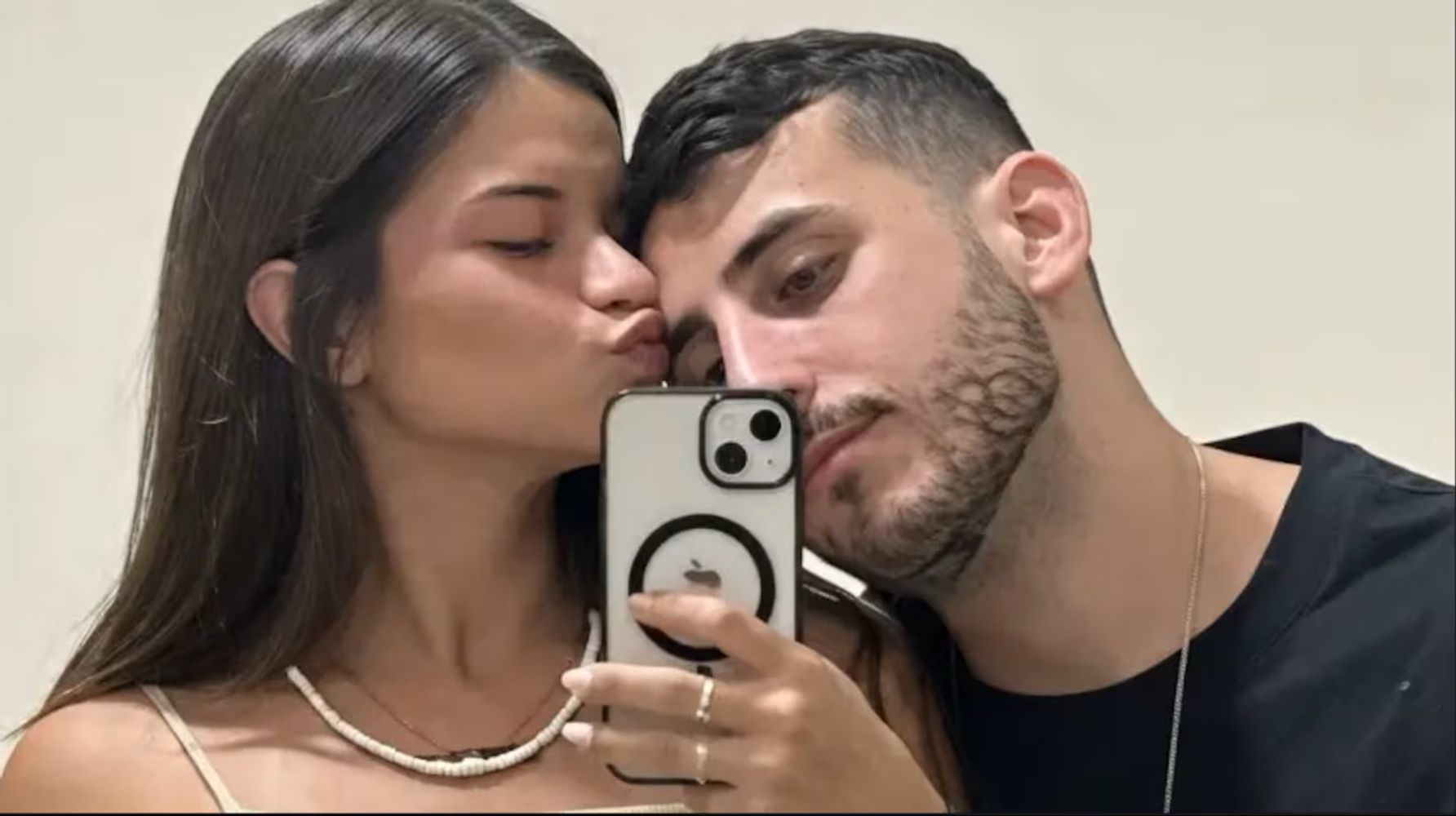 Victoria Cantero y Julián Álvarez