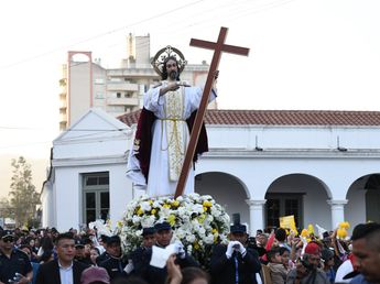 El monseñor Fernández alentó a "afrontar los desafíos del tiempo actual, con profunda fe"