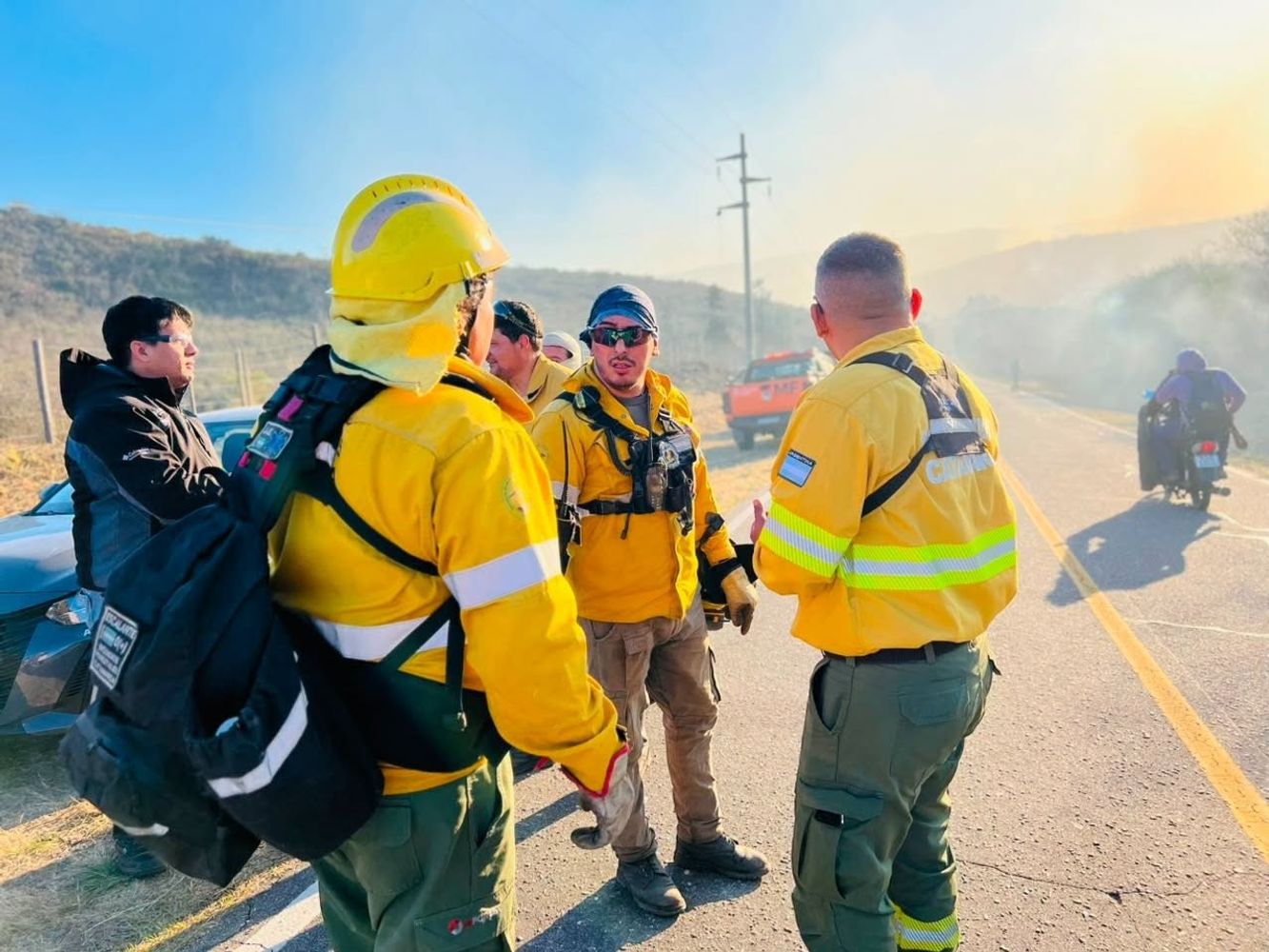 Amplio operativo de emergencia para combatir el fuego