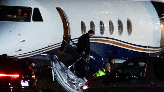 Lionel Messi, al momento de su llegada a Rosario, para la despedida final a su padre.