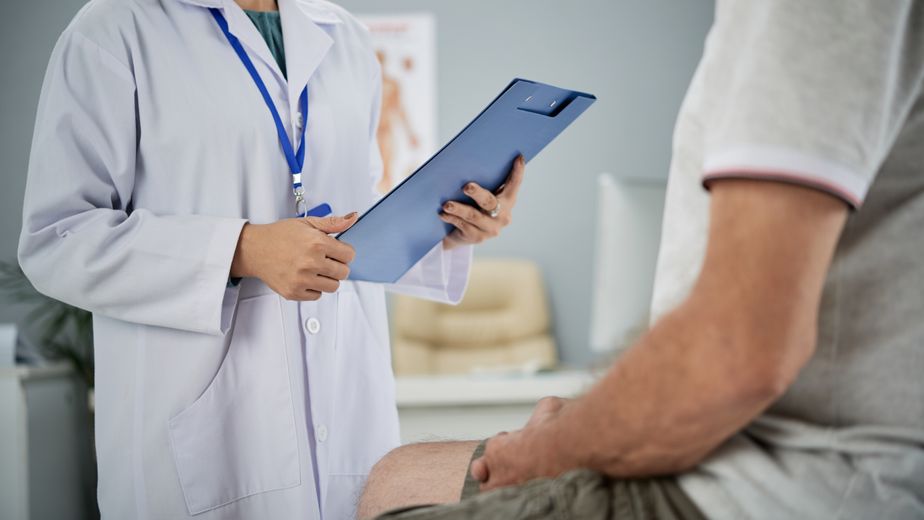 Cáncer de próstata: cuáles son los primeros síntomas y las señales a las que hay que prestar atención