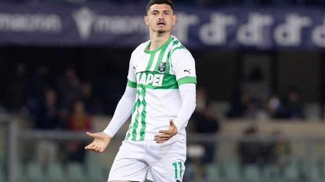 El delantero uruguayo Agustín Álvarez Martínez juega en Italia. Lo quiere Talleres.