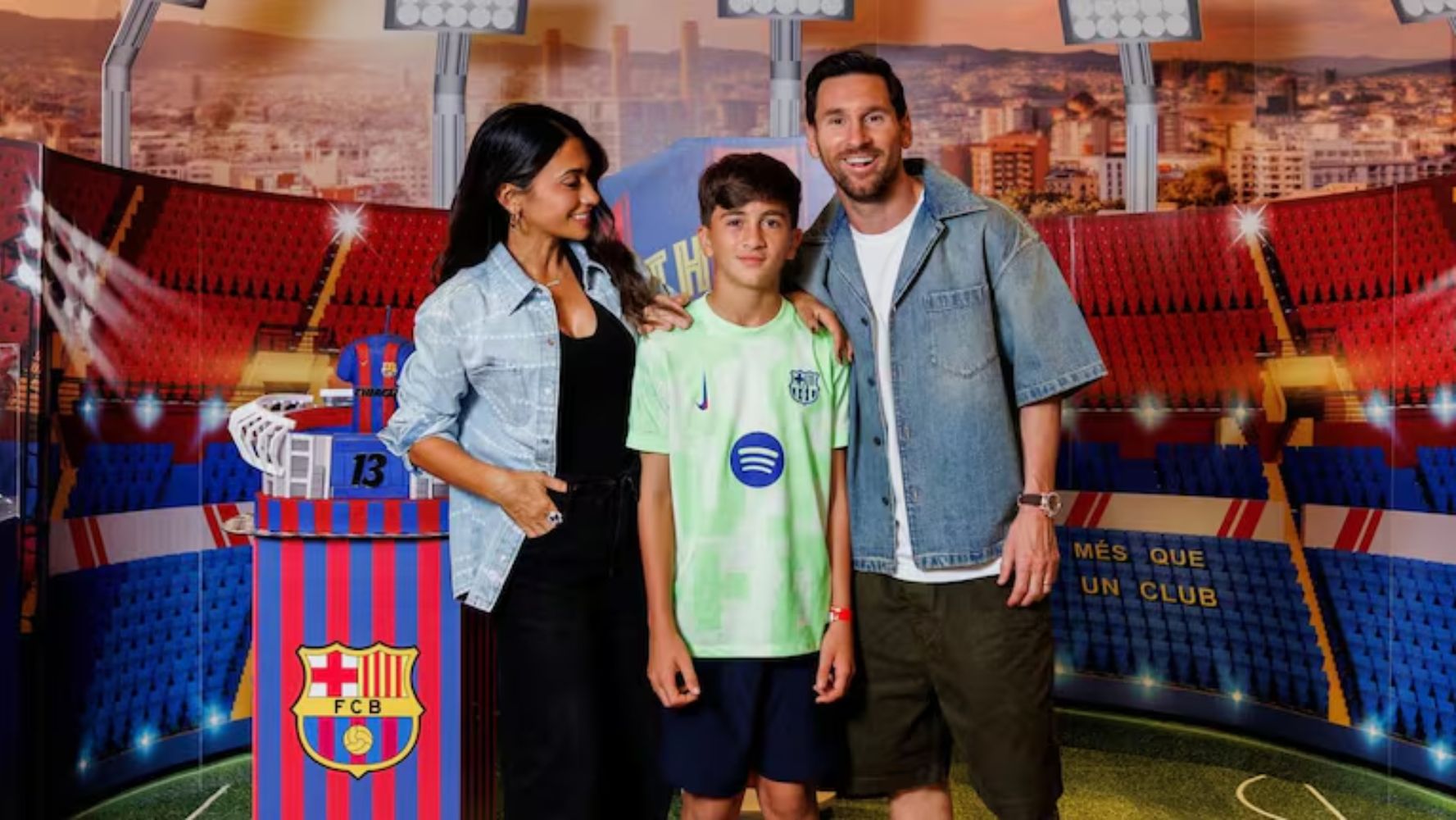 Lionel Messi junto a su hijo mayor Thiago