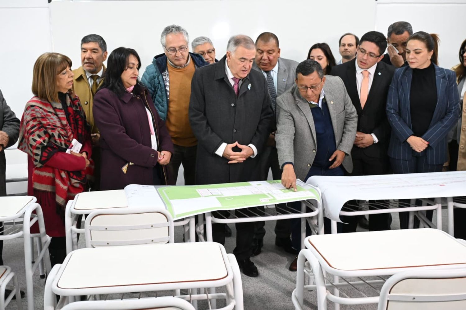 El gobernador aseguró que la obra estuvo paralizada durante dos años antes de retomarse en su gestión.
