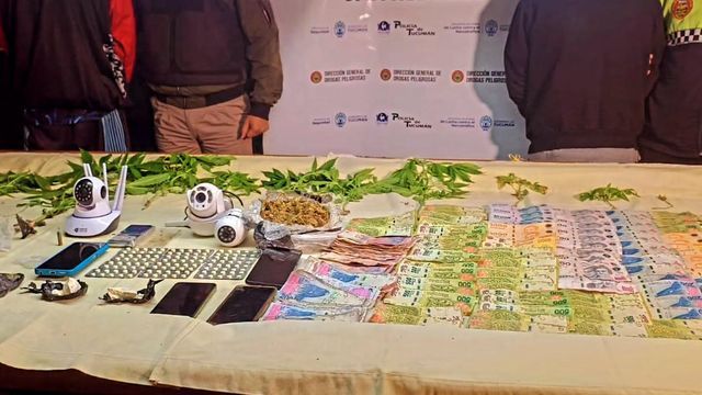 La investigación fiscal permitió secuestrar más de 400 dosis y aprehender a tres sospechosos.