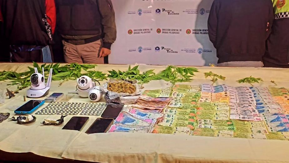 Secuestraron más de 400 dosis de droga en dos allanamientos en Aguilares