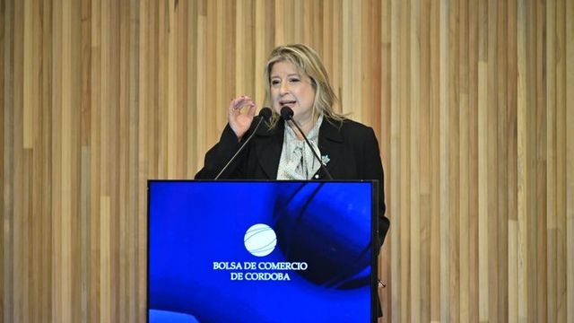 Alejandra Monteoliva, ministra de Seguridad, expuso en Córdoba.