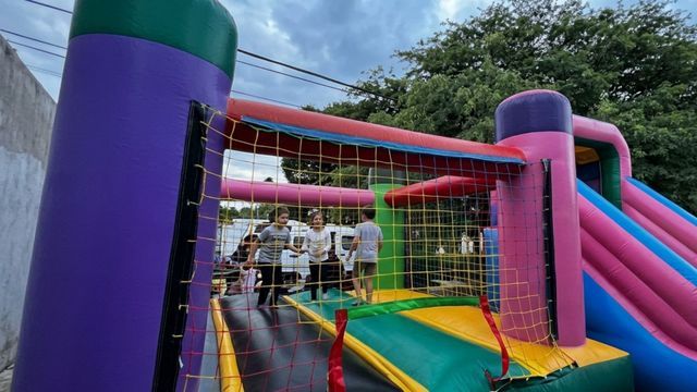 Cayó de un inflable de 3 metros a los 5 años y quedó con secuelas de por vida: la millonaria cifra que recibirá su familia.