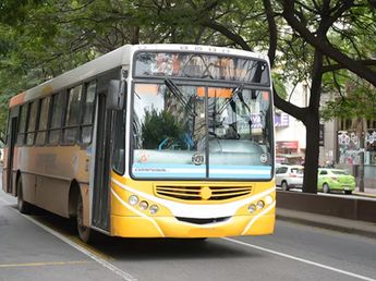 UTA decretó un paro nacional de colectivos por 24 horas