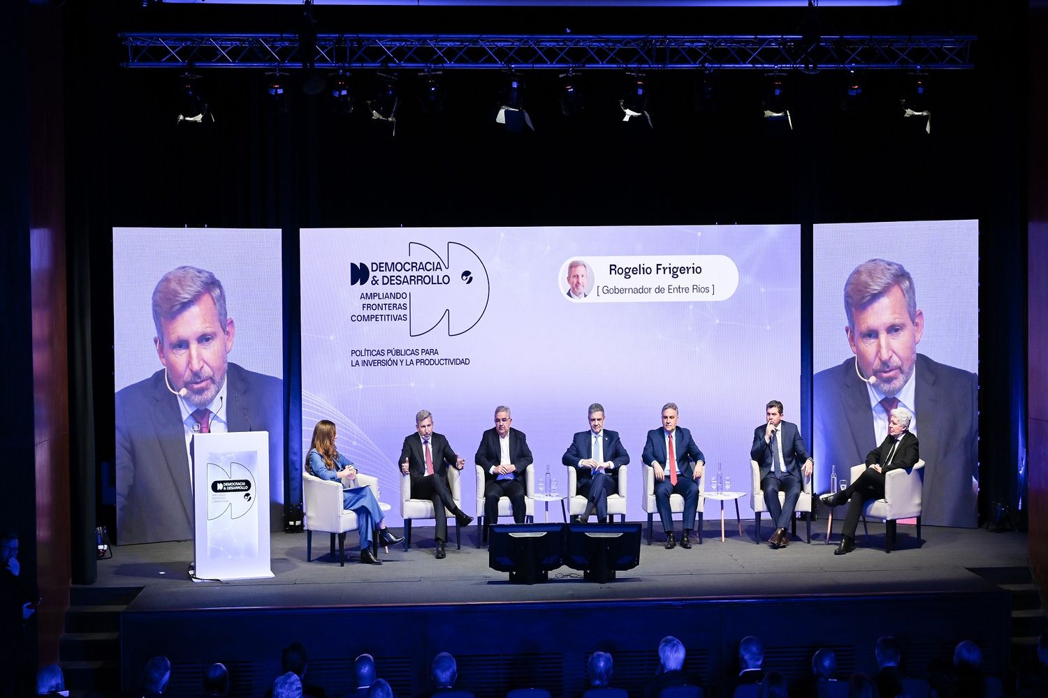Rogelio Frigerio en el ciclo Democracia y Desarrollo, organizado por Clarín.