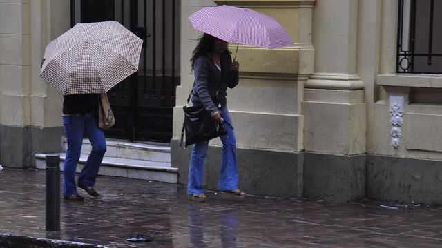 El fenómeno meteorológico de “El Niño” será “un proceso largo” que se extenderá hasta abril del año próximo, con frío, tormentas severas y fuertes ráfagas, según los pronósticos.