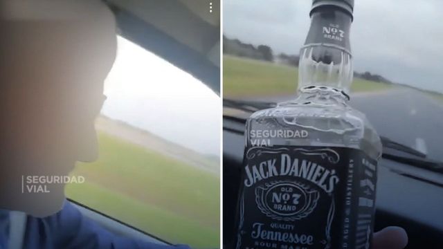 Un hombre se grabó manejando y tomando alcohol.
