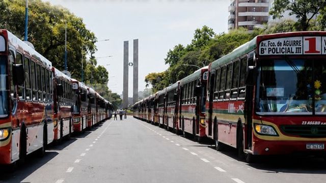 Las empresas tucumanas esperan que la Nación autorice la conciliación obligatoria mientras UTA reclama la paritaria firmada en el AMBA.