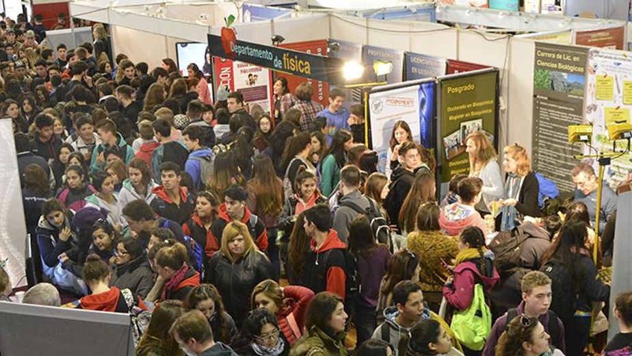 Muestra Informativa de Carreras