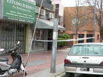 Femicidio en Villa Devoto: una nena de 8 años despertó a su hermano, le avisó que mataron a su mamá y llamó al 911
