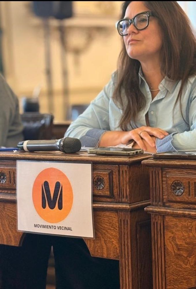 Roxana Calvo, Movimiento Vecinal
