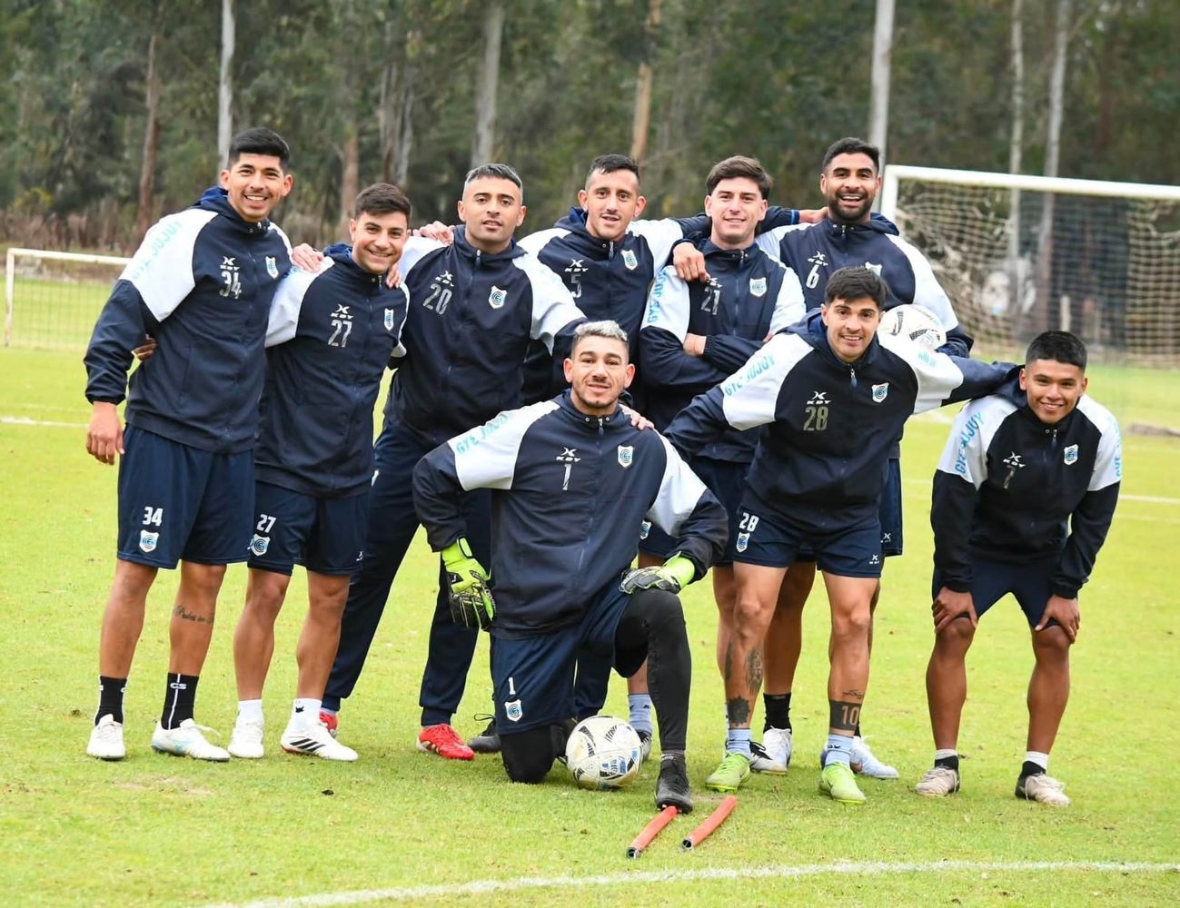 La derrota ante Tristán Suárez el lunes pasado puso fin a una racha de 323 días sin perder que el equipo había acumulado como local: 13 partidos invicto en el "23 de Agosto" con 10 victorias y tres empates, era el mejor registro del equipo en varios años.