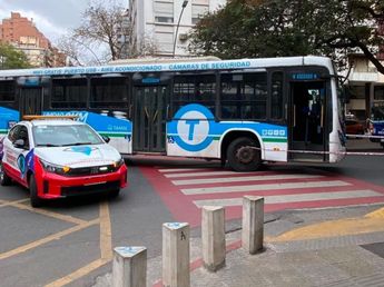 Habló una testigo de la muerte del reconocido periodista de Córdoba atropellado por un colectivo