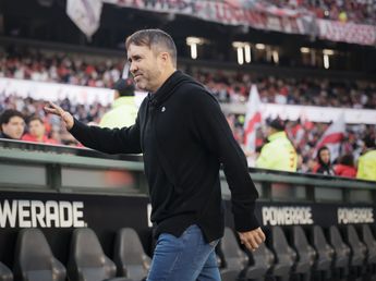 El DT de River ganó pero igual se enojó: el "es una locura lo que estás diciendo" de Coudet a un periodista