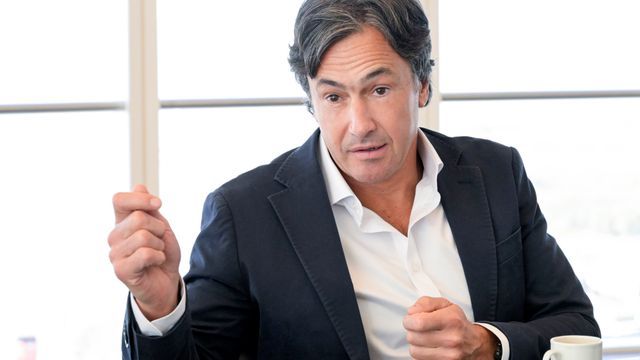 El CEO de Banco Macro, Juan Parma, presentó MacroChat, un desarrollo tecnológico diseñado para "transformar la manera en que nuestros clientes interactúan con sus servicios financieros", destacó.