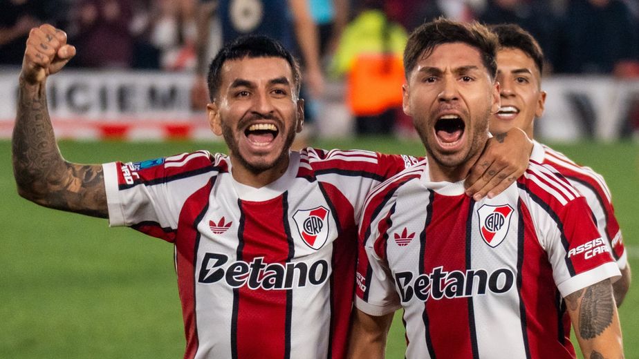 Ángel Correa y Gonzalo Montiel le dieron la primera victoria del campeonato a River contra Argentinos Juniors.