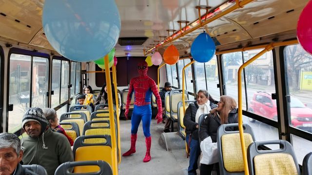 Los colectivos fueron escenario de la jornada por el Día del Niño.