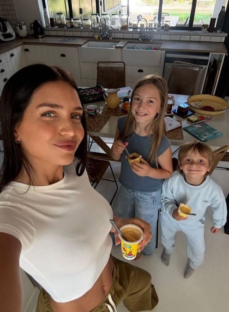 Zaira Nara y sus hijos