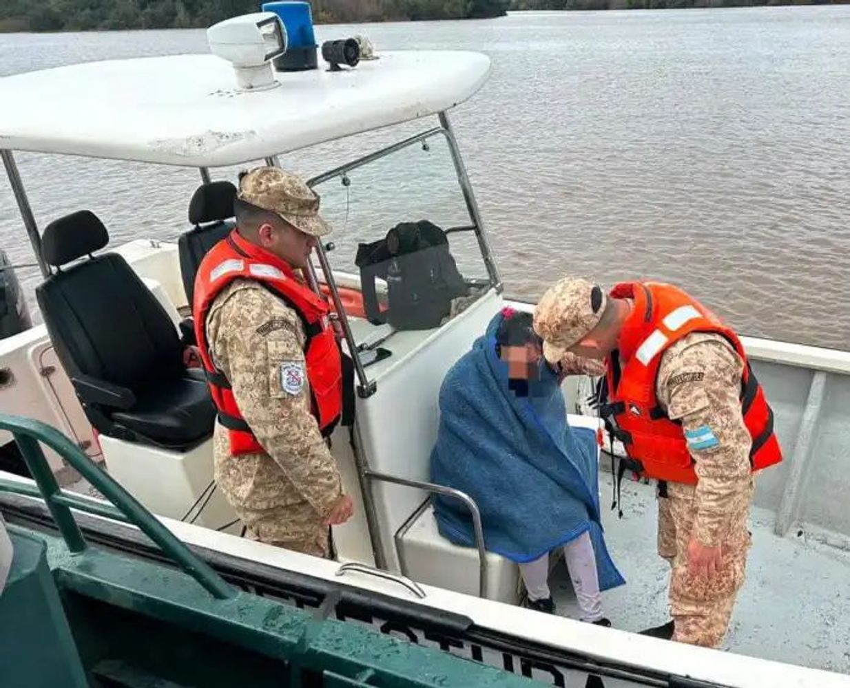 Rescate en el río Uruguay.