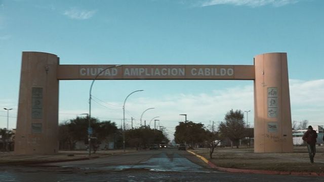 Un niño encontró sustancias ilegales en un jardín en Córdoba.