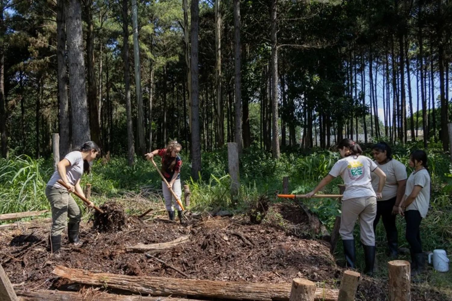 Por la falta de fondos nacionales, peligra el funcionamiento de la única escuela preuniversitaria de Misiones.