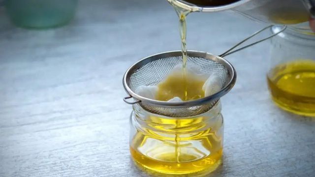 Aceite vegetal usado Gchú.